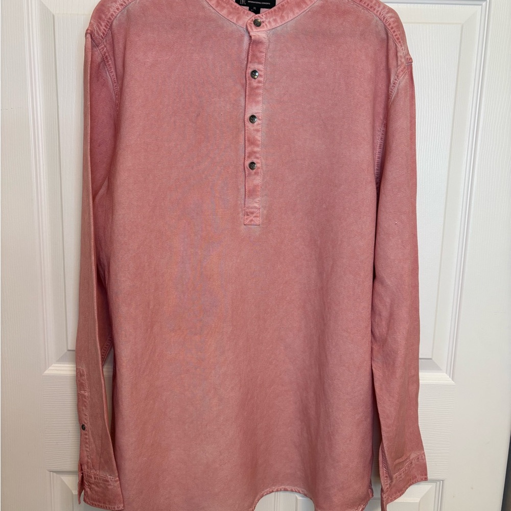Men's Pink Button-Up Shirt